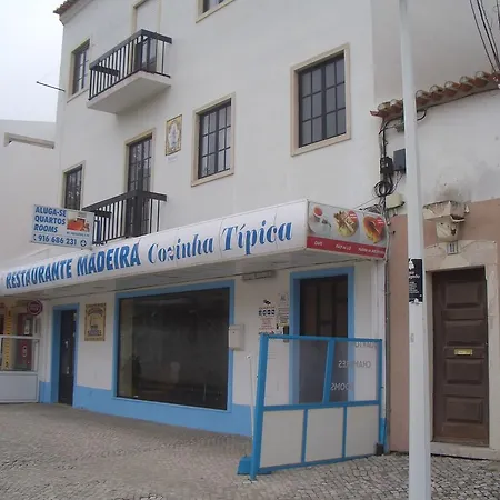 Guest house Quartos Madeira Nazare